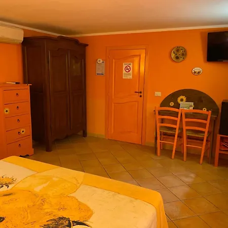 Sole Luna E Girasoli Bed & Breakfast